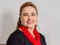 Ester Alves Pacheco Presidente Executiva